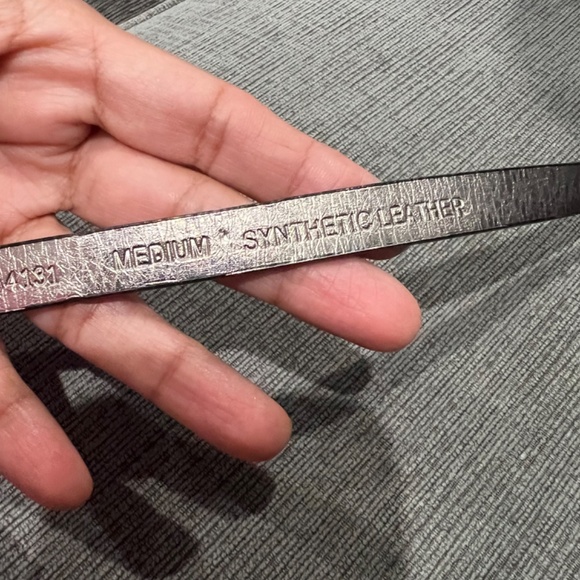 Michael Kors Womens Fanny Pack Belt Bag - Picture 5 of 7